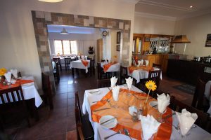 The restaurant at Donkin Country guest house accommodation in Beaufort West